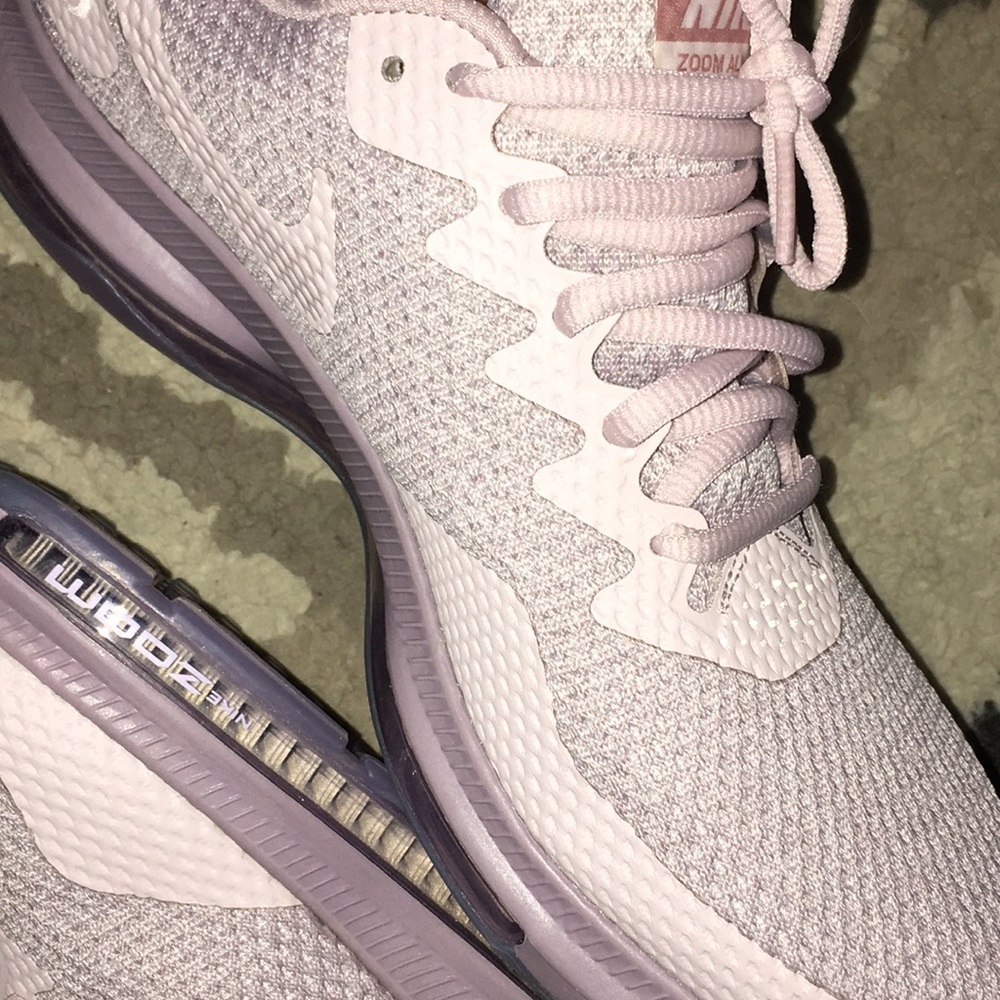 new woman’s Nike zoom all out 3m running sneakers - Picture 5 of 6